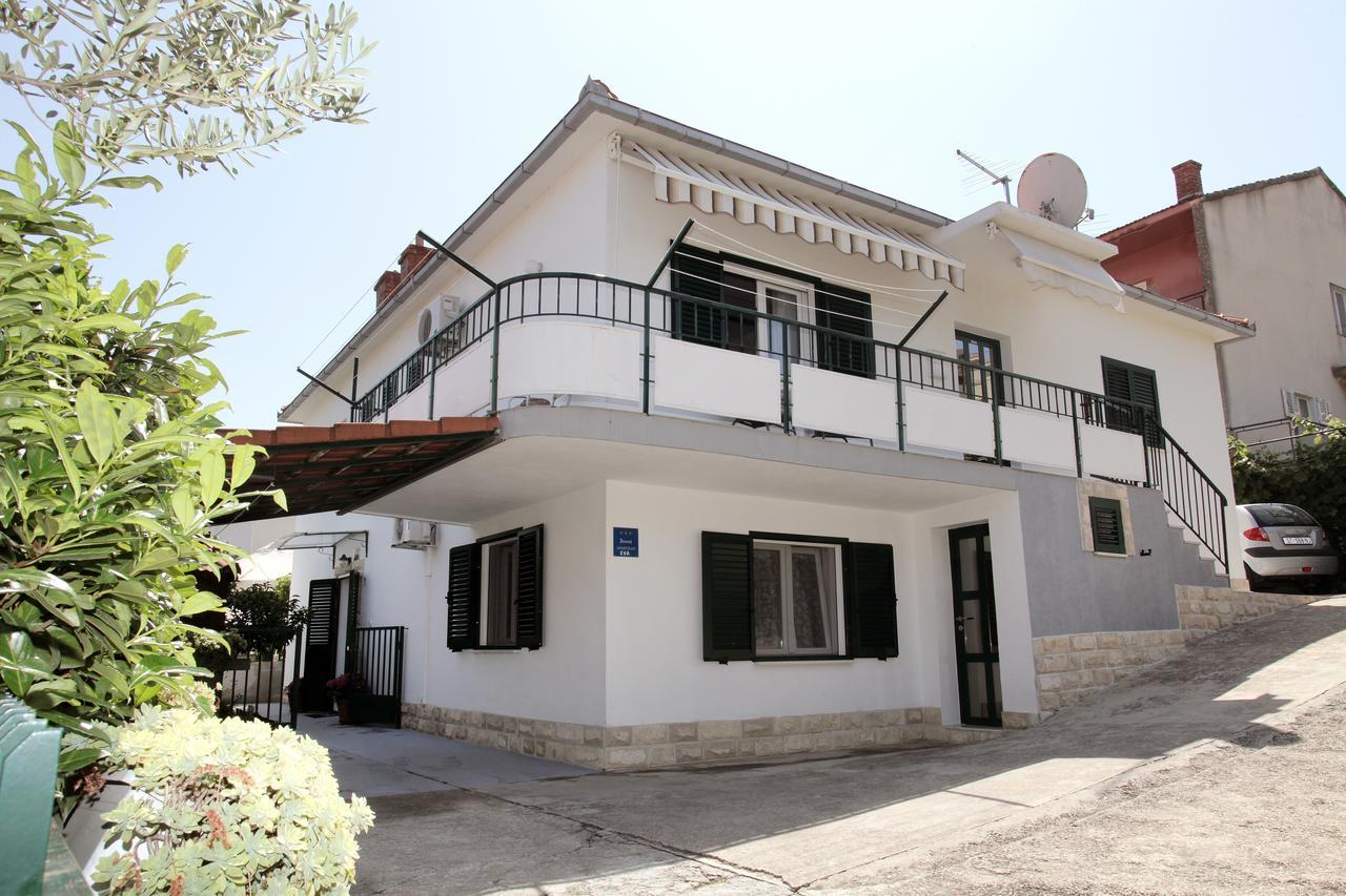 Apartment Eva Trogir Exteriör bild
