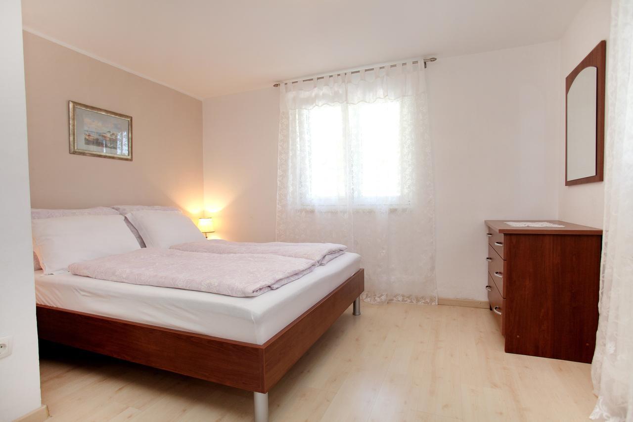 Apartment Eva Trogir Exteriör bild