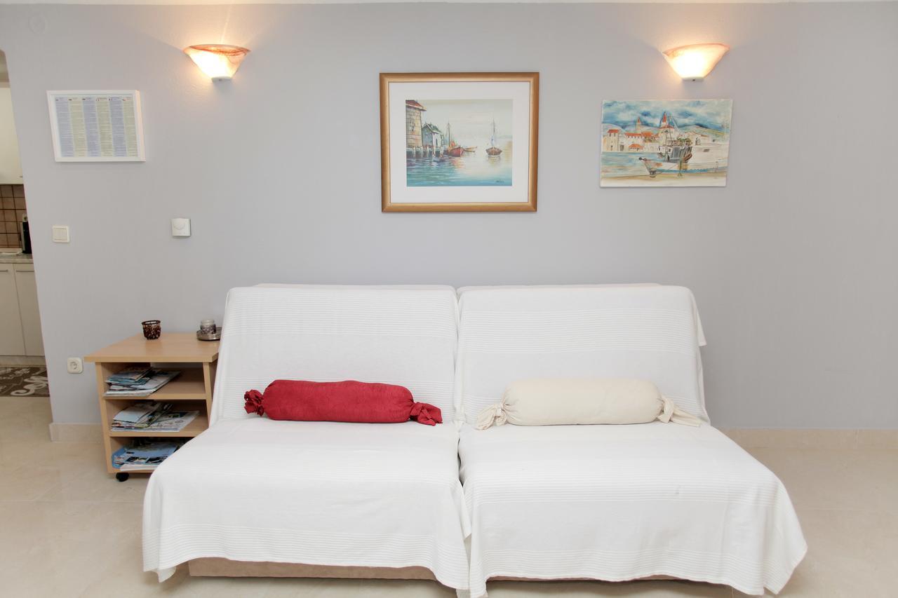 Apartment Eva Trogir Exteriör bild